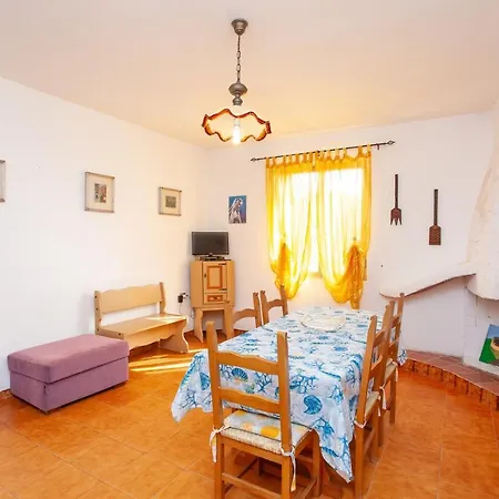 Casa Giuseppina Limpiddu *